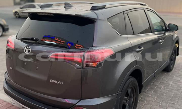 Acheter Occasion Voiture Toyota RAV4 Marron à Brazzaville, Commune de Brazzaville Acheter Occasion Voiture Toyota RAV4 Marron à Brazzaville, Commune de Brazzaville