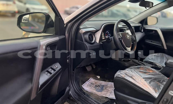 Acheter Occasion Voiture Toyota RAV4 Marron à Brazzaville, Commune de Brazzaville Acheter Occasion Voiture Toyota RAV4 Marron à Brazzaville, Commune de Brazzaville