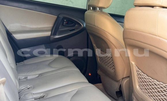 Acheter Occasion Voiture Toyota RAV4 Blanc à Brazzaville, Commune de Brazzaville Acheter Occasion Voiture Toyota RAV4 Blanc à Brazzaville, Commune de Brazzaville