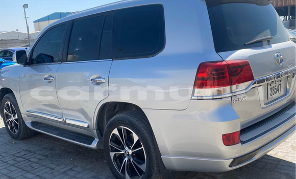 Acheter Occasion Voiture Toyota RAV4 Gris à Pointe–Noire, Région du Kouilou Acheter Occasion Voiture Toyota RAV4 Gris à Pointe–Noire, Région du Kouilou