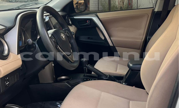 Acheter Occasion Voiture Toyota RAV4 Blanc à Pointe–Noire, Région du Kouilou Acheter Occasion Voiture Toyota RAV4 Blanc à Pointe–Noire, Région du Kouilou