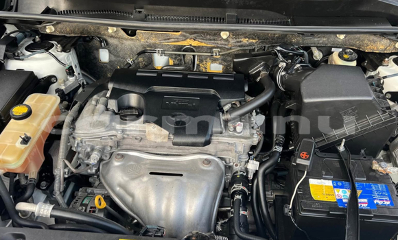 Acheter Occasion Voiture Toyota RAV4 Blanc à Pointe–Noire, Région du Kouilou Acheter Occasion Voiture Toyota RAV4 Blanc à Pointe–Noire, Région du Kouilou