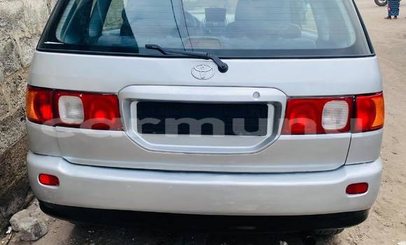 Buy Used Toyota Picnic Silver Car in Brazzaville in Municipality of Brazzaville Buy Used Toyota Picnic Silver Car in Brazzaville in Municipality of Brazzaville