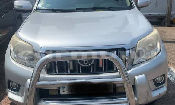Buy Used Toyota Land Cruiser Prado Silver Car in Brazzaville in Municipality of Brazzaville Buy Used Toyota Land Cruiser Prado Silver Car in Brazzaville in Municipality of Brazzaville