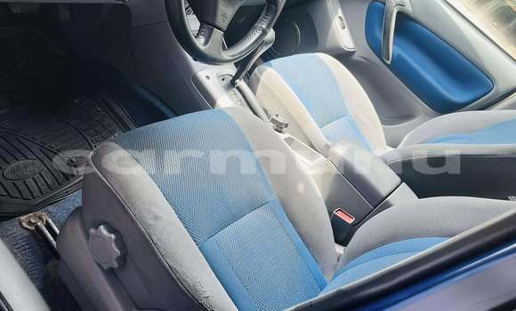 Buy Used Toyota RAV4 Blue Car in Brazzaville in Municipality of Brazzaville Buy Used Toyota RAV4 Blue Car in Brazzaville in Municipality of Brazzaville