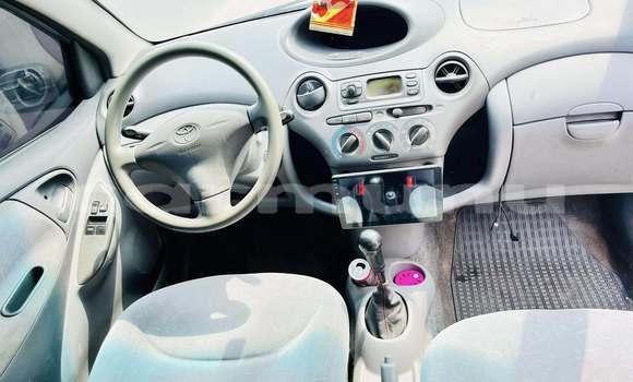 Buy Used Toyota Yaris Blue Car in Brazzaville in Municipality of Brazzaville Buy Used Toyota Yaris Blue Car in Brazzaville in Municipality of Brazzaville