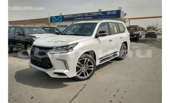 Acheter Import Voiture Lexus LX Blanc à Import - Dubai, Région de la Bouenza Acheter Import Voiture Lexus LX Blanc à Import - Dubai, Région de la Bouenza