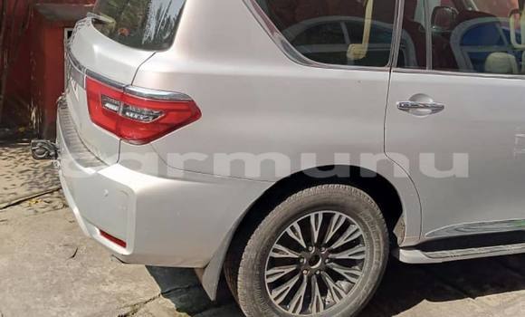 Buy Used Nissan Presage Silver Car in Brazzaville in Municipality of Brazzaville Buy Used Nissan Presage Silver Car in Brazzaville in Municipality of Brazzaville