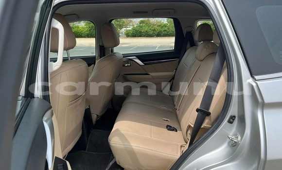 Acheter Occasion Voiture Mitsubishi Montero Sport Gris à Brazzaville, Commune de Brazzaville Acheter Occasion Voiture Mitsubishi Montero Sport Gris à Brazzaville, Commune de Brazzaville