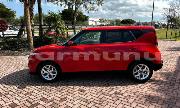 Buy Used Kia Soul Red Car in Brazzaville in Municipality of Brazzaville Buy Used Kia Soul Red Car in Brazzaville in Municipality of Brazzaville