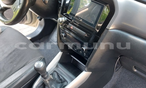 Acheter Occasion Voiture Suzuki Grand Vitara Beige à Brazzaville, Commune de Brazzaville Acheter Occasion Voiture Suzuki Grand Vitara Beige à Brazzaville, Commune de Brazzaville