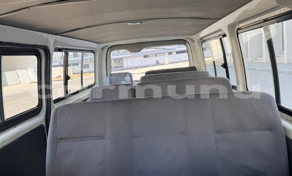Buy Used Toyota Hiace White Car in Brazzaville in Municipality of Brazzaville Buy Used Toyota Hiace White Car in Brazzaville in Municipality of Brazzaville