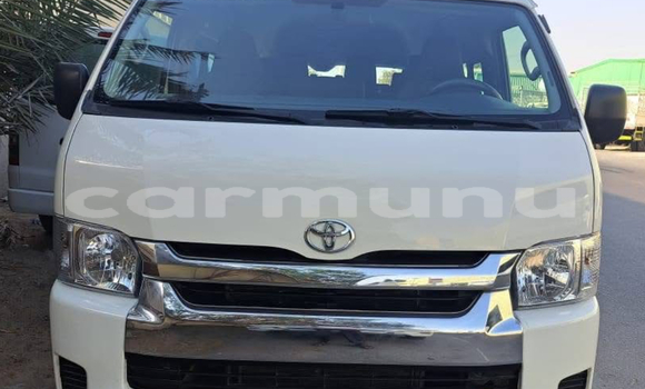 Acheter Occasion Voiture Toyota Hiace Blanc à Pointe–Noire, Région du Kouilou Acheter Occasion Voiture Toyota Hiace Blanc à Pointe–Noire, Région du Kouilou