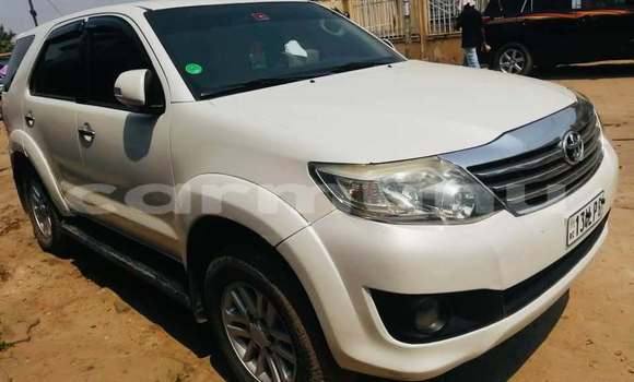 Buy Used Toyota Fortuner White Car in Brazzaville in Municipality of Brazzaville Buy Used Toyota Fortuner White Car in Brazzaville in Municipality of Brazzaville