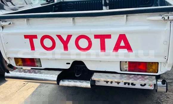 Buy Used Toyota Blade White Car in Brazzaville in Municipality of Brazzaville Buy Used Toyota Blade White Car in Brazzaville in Municipality of Brazzaville