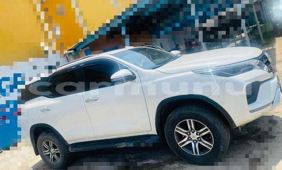 Buy Used Toyota Fortuner White Car in Brazzaville in Municipality of Brazzaville Buy Used Toyota Fortuner White Car in Brazzaville in Municipality of Brazzaville