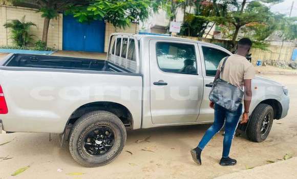 Buy Used Toyota Hiluxe VIGO Other Car in Brazzaville in Municipality of Brazzaville Buy Used Toyota Hiluxe VIGO Other Car in Brazzaville in Municipality of Brazzaville