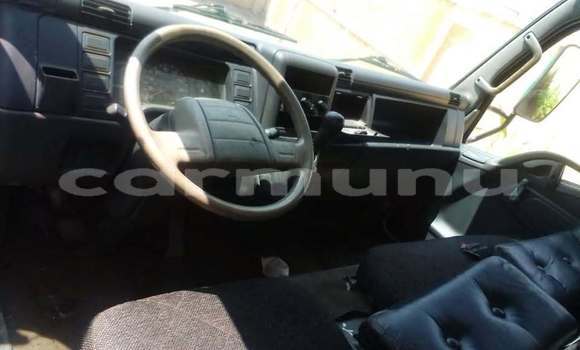 Acheter Occasion Voiture Mitsubishi Carisma Blanc à Brazzaville, Commune de Brazzaville Acheter Occasion Voiture Mitsubishi Carisma Blanc à Brazzaville, Commune de Brazzaville