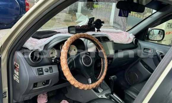 Acheter Occasion Voiture Toyota RAV4 Autre à Brazzaville, Commune de Brazzaville Acheter Occasion Voiture Toyota RAV4 Autre à Brazzaville, Commune de Brazzaville