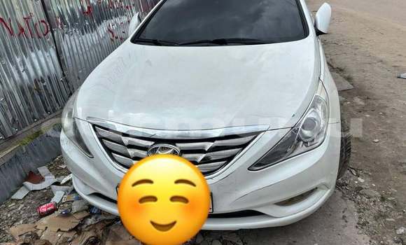 Acheter Occasion Voiture Hyundai Sonata Blanc à Brazzaville, Commune de Brazzaville
