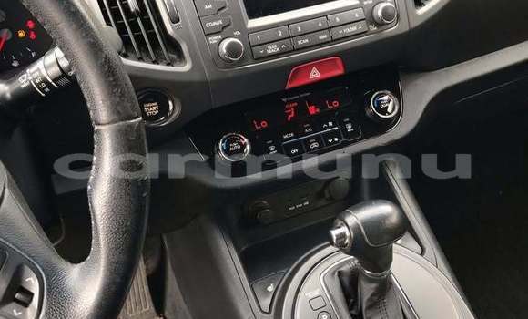 Acheter Occasion Voiture Kia Sportage Blanc à Brazzaville, Commune de Brazzaville Acheter Occasion Voiture Kia Sportage Blanc à Brazzaville, Commune de Brazzaville