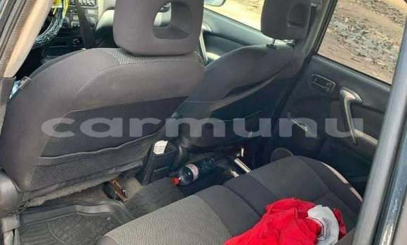 Acheter Occasion Voiture Toyota RAV4 Noir à Brazzaville, Commune de Brazzaville Acheter Occasion Voiture Toyota RAV4 Noir à Brazzaville, Commune de Brazzaville