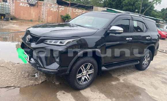 Acheter Occasion Voiture Toyota Fortuner Noir à Brazzaville, Commune de Brazzaville Acheter Occasion Voiture Toyota Fortuner Noir à Brazzaville, Commune de Brazzaville