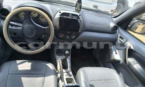 Acheter Occasion Voiture Toyota RAV4 Noir à Brazzaville, Commune de Brazzaville Acheter Occasion Voiture Toyota RAV4 Noir à Brazzaville, Commune de Brazzaville
