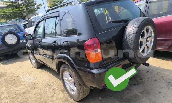 Acheter Occasion Voiture Toyota RAV4 Noir à Brazzaville, Commune de Brazzaville Acheter Occasion Voiture Toyota RAV4 Noir à Brazzaville, Commune de Brazzaville