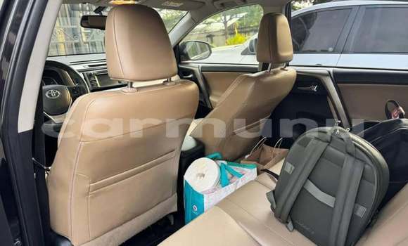 Acheter Occasion Voiture Toyota RAV4 Noir à Brazzaville, Commune de Brazzaville Acheter Occasion Voiture Toyota RAV4 Noir à Brazzaville, Commune de Brazzaville