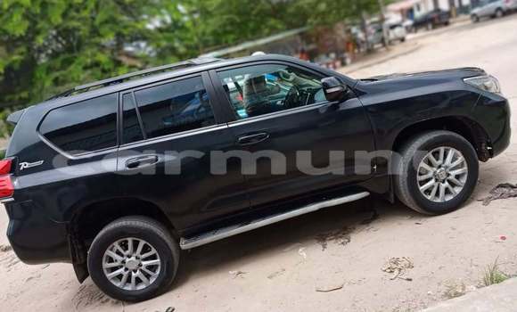 Acheter Occasion Voiture Toyota Prado Noir à Brazzaville, Commune de Brazzaville Acheter Occasion Voiture Toyota Prado Noir à Brazzaville, Commune de Brazzaville