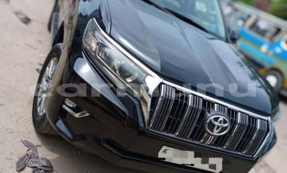 Acheter Occasion Voiture Toyota Prado Noir à Brazzaville, Commune de Brazzaville Acheter Occasion Voiture Toyota Prado Noir à Brazzaville, Commune de Brazzaville