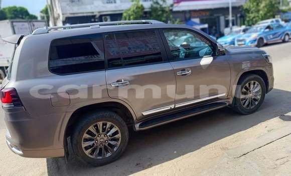 Acheter Occasion Voiture Toyota Land Cruiser Autre à Brazzaville, Commune de Brazzaville Acheter Occasion Voiture Toyota Land Cruiser Autre à Brazzaville, Commune de Brazzaville