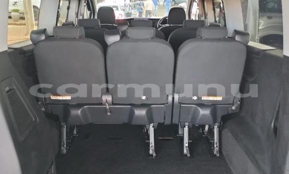 Acheter Occasion Voiture Ford Tourneo Custom Blanc à Brazzaville, Commune de Brazzaville Acheter Occasion Voiture Ford Tourneo Custom Blanc à Brazzaville, Commune de Brazzaville