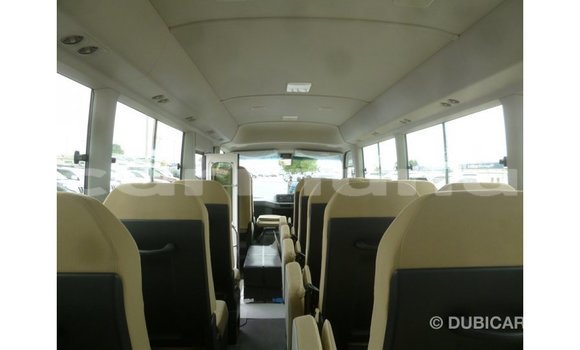 Acheter Import Voiture Toyota Coaster Blanc à Import - Dubai, Région de la Bouenza Acheter Import Voiture Toyota Coaster Blanc à Import - Dubai, Région de la Bouenza