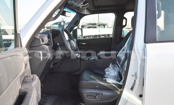 Acheter Neuf Voiture Toyota Prado Blanc à Brazzaville, Commune de Brazzaville Acheter Neuf Voiture Toyota Prado Blanc à Brazzaville, Commune de Brazzaville