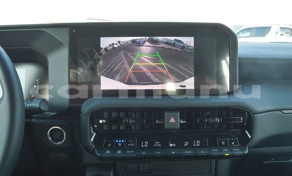 Acheter Neuf Voiture Toyota Prado Blanc à Brazzaville, Commune de Brazzaville Acheter Neuf Voiture Toyota Prado Blanc à Brazzaville, Commune de Brazzaville