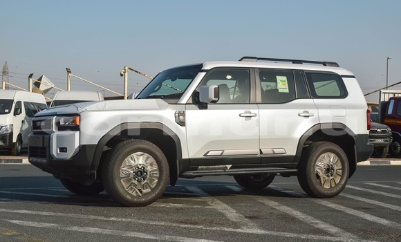 Acheter Neuf Voiture Toyota Prado Blanc à Brazzaville, Commune de Brazzaville Acheter Neuf Voiture Toyota Prado Blanc à Brazzaville, Commune de Brazzaville