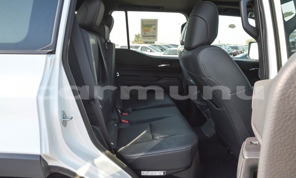 Acheter Neuf Voiture Toyota Prado Blanc à Brazzaville, Commune de Brazzaville Acheter Neuf Voiture Toyota Prado Blanc à Brazzaville, Commune de Brazzaville