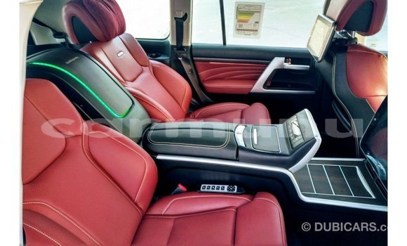 Acheter Import Voiture Toyota Land Cruiser Noir à Import - Dubai, Région de la Bouenza Acheter Import Voiture Toyota Land Cruiser Noir à Import - Dubai, Région de la Bouenza