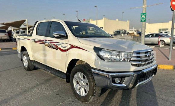 Acheter Occasion Voiture Toyota Hilux Blanc à Brazzaville, Commune de Brazzaville Acheter Occasion Voiture Toyota Hilux Blanc à Brazzaville, Commune de Brazzaville