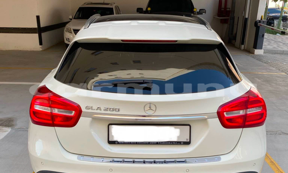 Acheter Occasion Voiture Mercedes-Benz GLA-klasse Blanc à Brazzaville, Commune de Brazzaville Acheter Occasion Voiture Mercedes-Benz GLA-klasse Blanc à Brazzaville, Commune de Brazzaville