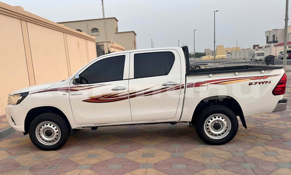 Acheter Occasion Voiture Toyota Hilux Blanc à Brazzaville, Commune de Brazzaville Acheter Occasion Voiture Toyota Hilux Blanc à Brazzaville, Commune de Brazzaville
