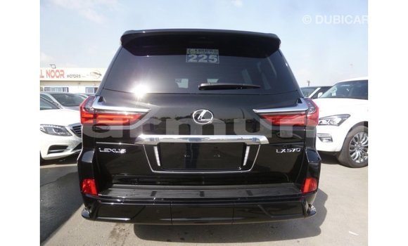Acheter Import Voiture Lexus LX Noir à Import - Dubai, Région de la Bouenza Acheter Import Voiture Lexus LX Noir à Import - Dubai, Région de la Bouenza