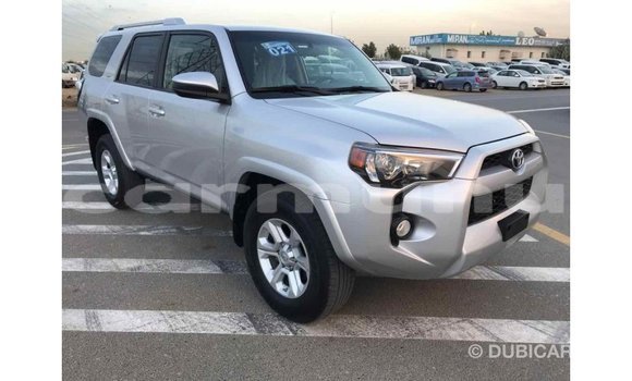 Buy Import Toyota HiAce Other Truck in Import - Dubai in Region of Bouenza Buy Import Toyota HiAce Other Truck in Import - Dubai in Region of Bouenza