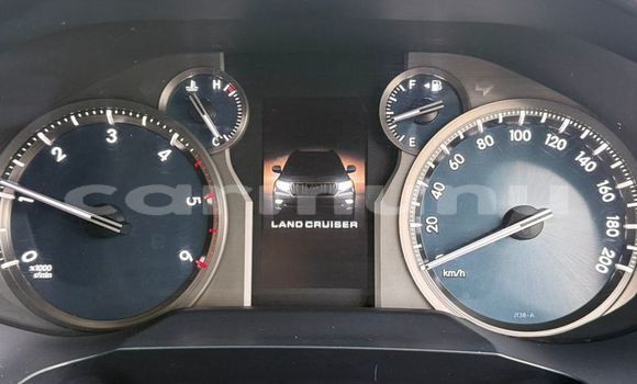 Acheter Occasion Voiture Toyota Land Cruiser Prado Blanc à Brazzaville, Commune de Brazzaville Acheter Occasion Voiture Toyota Land Cruiser Prado Blanc à Brazzaville, Commune de Brazzaville