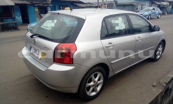 Acheter Occasion Voiture Toyota Allex Gris à Brazzaville, Commune de Brazzaville Acheter Occasion Voiture Toyota Allex Gris à Brazzaville, Commune de Brazzaville