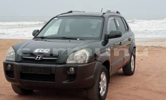 Buy Used Hyundai Tucson Black Car in Brazzaville in Municipality of Brazzaville Buy Used Hyundai Tucson Black Car in Brazzaville in Municipality of Brazzaville