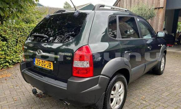 Buy Used Hyundai Tucson Black Car in Brazzaville in Municipality of Brazzaville Buy Used Hyundai Tucson Black Car in Brazzaville in Municipality of Brazzaville