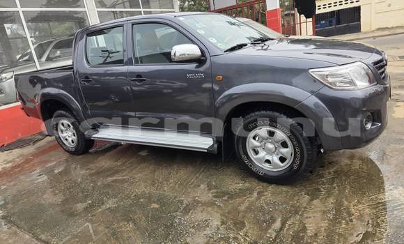 Buy Used Toyota Hilux Black Car in Brazzaville in Municipality of Brazzaville Buy Used Toyota Hilux Black Car in Brazzaville in Municipality of Brazzaville